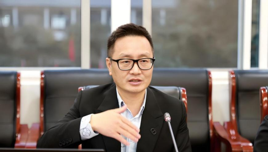 当我入职了用食物当花名的公司,2025年新澳开奖记录香港王中王,完美答案解释落实_开发版V5.72